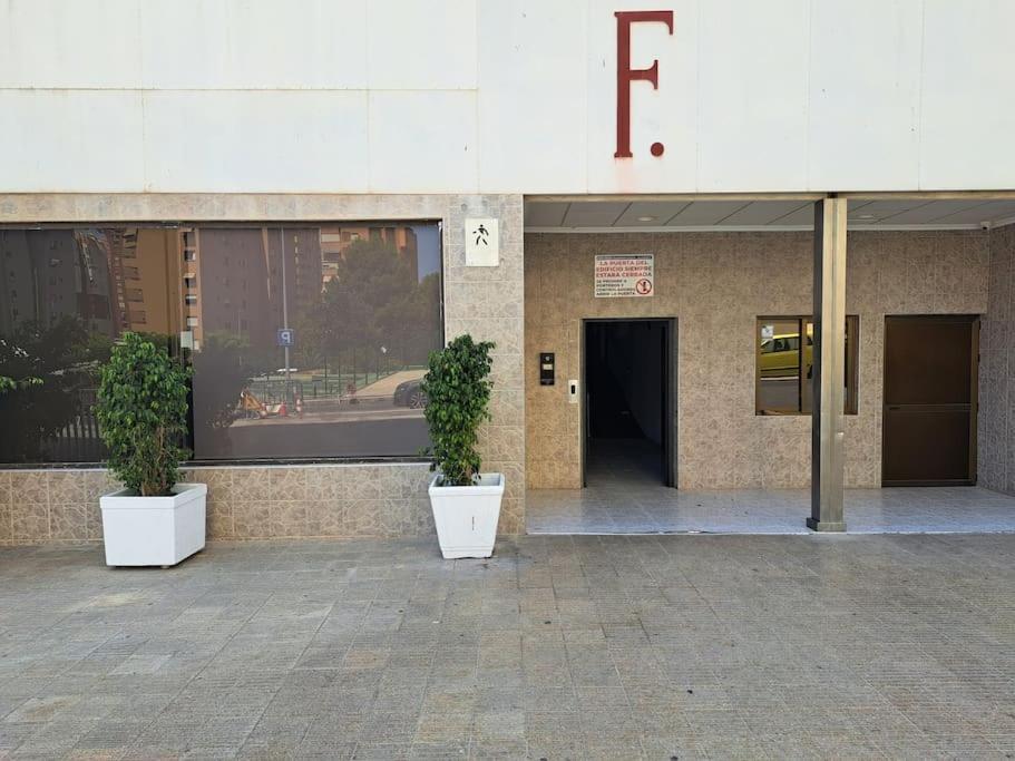Apartament Cozy Studio With Sea View Benidorm Zewnętrze zdjęcie