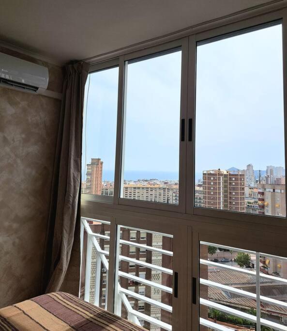 Apartament Cozy Studio With Sea View Benidorm Zewnętrze zdjęcie